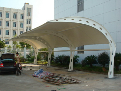 反吊式膜結(jié)構(gòu)