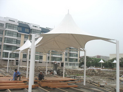 鋼結(jié)構(gòu)