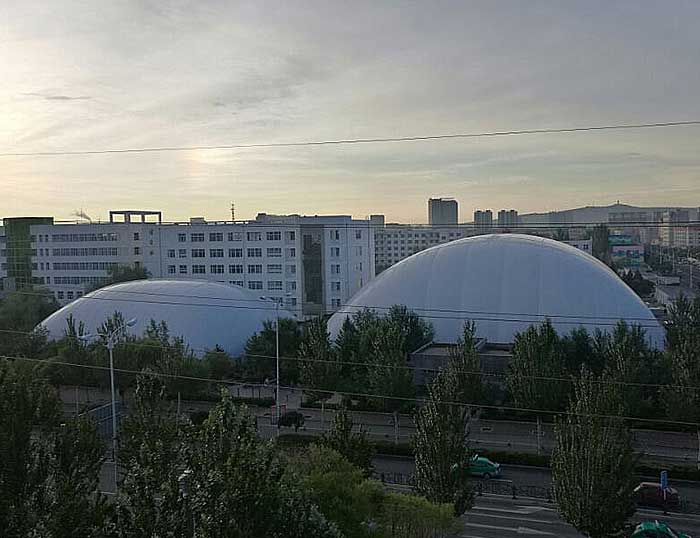 反吊式膜結(jié)構(gòu)