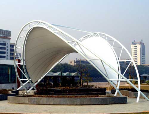 車輛出入口膜結(jié)構(gòu)