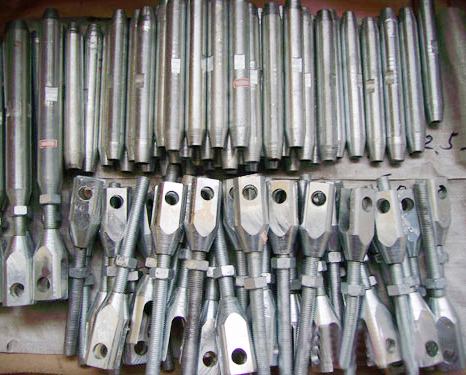 PVDF膜材配件,PTFE膜材料配件,ETFE膜材料配件,PE鋼絲繩,鍍鋅錨頭,鋁型材,鍍鋅錨頭,拉膜角板,膜夾板,螺旋扣,手持自動(dòng)夾緊拉膜工具