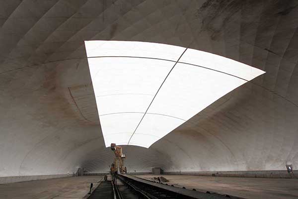 車輛出入口膜結(jié)構(gòu)